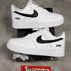 Nike Air Force 1 x Supreme size 9.5 men DS