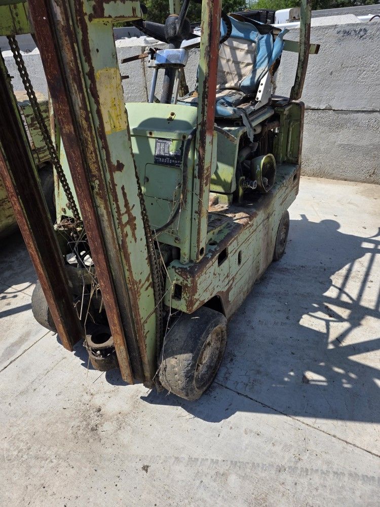 Forklift