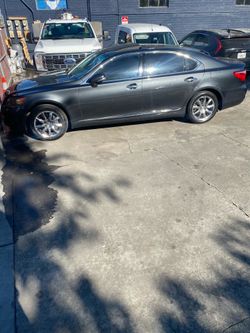 Lexus ls460