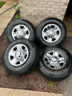 18" Ram wheels and tires 8lug