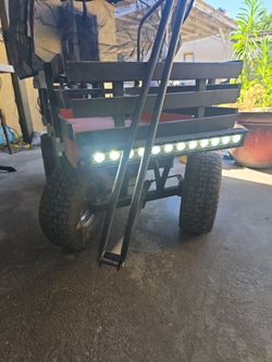 Wagon with light bar