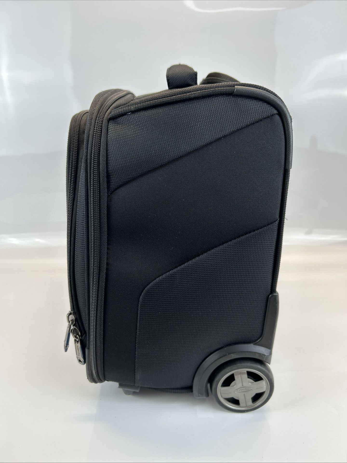 Travelpro Maxlite Underseat Carry On Tote Luggage 16x15 Black