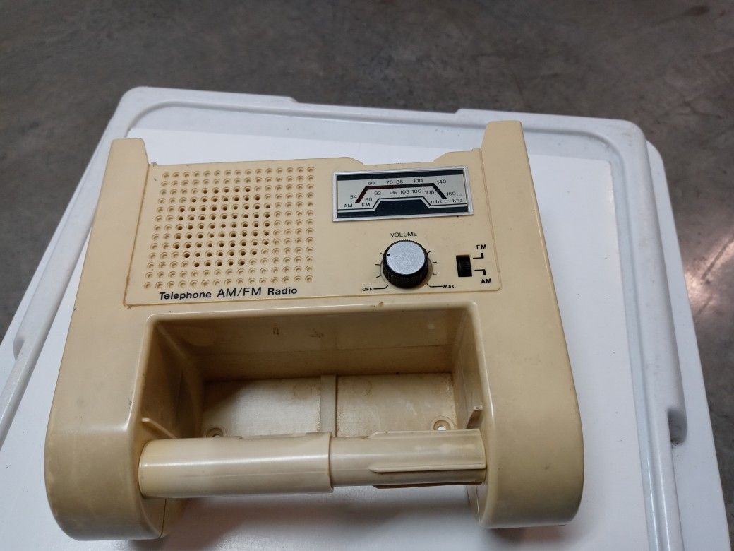 Vintage Hopesonic Am/fm Restroom Radio