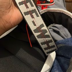 OFF-WHITE TAG