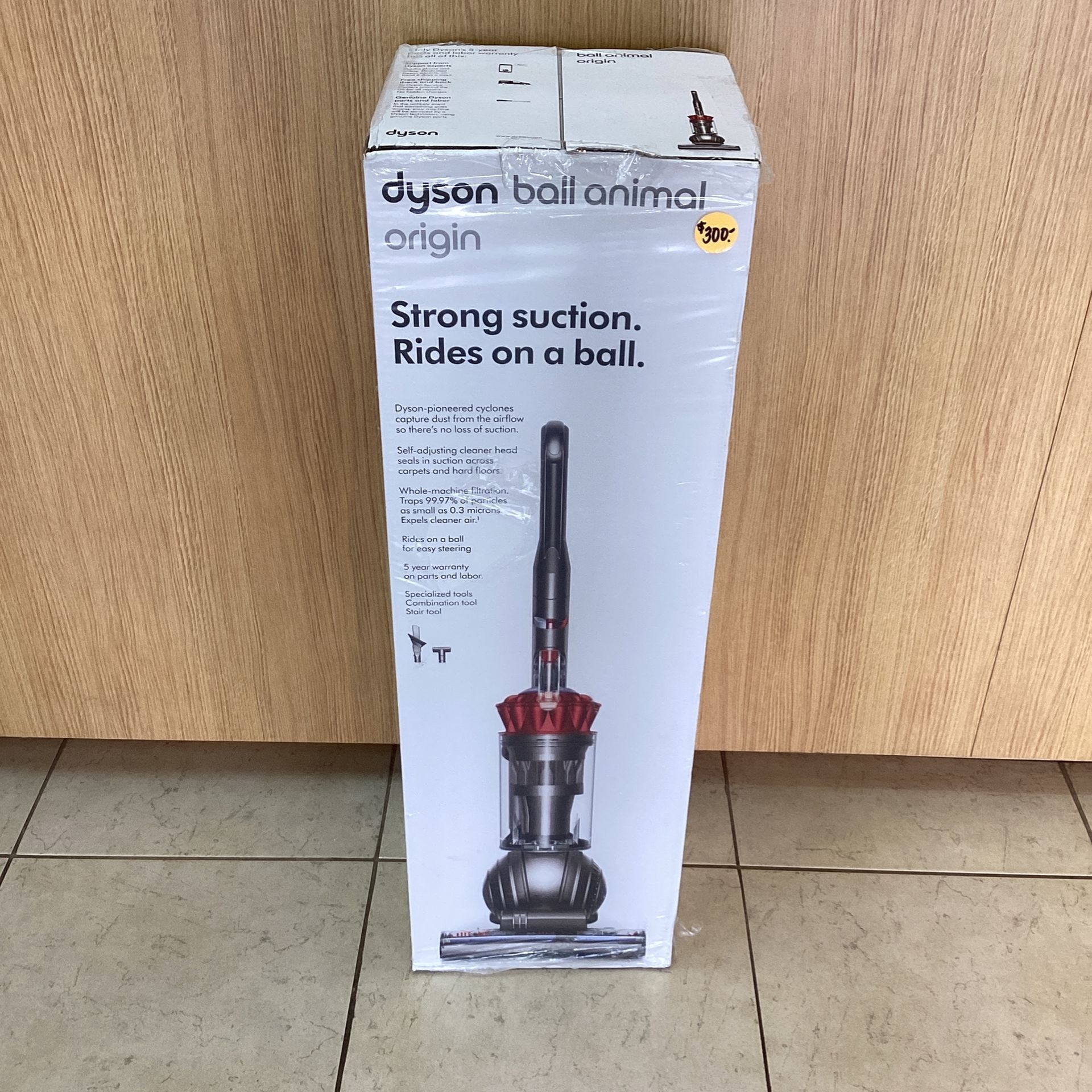 DYSON BALL ANIMAL ORIGIN VACUUM CLEANER.