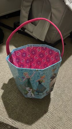 Trick treat basket for girls