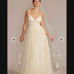 Wedding Dress Size 8- Champaign