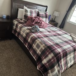 Queen Bedroom set 