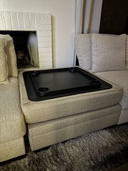 Ottoman with storage ( Ashely Furniture )