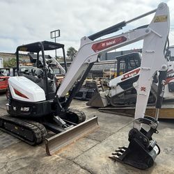 2023 Bobcat E35 Mini Excavator 800 Hours