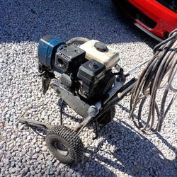 Graco Gmax 3900 Honda Powered Gas Paint Sprayer 