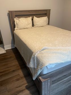 Queen Size Bedroom Suite