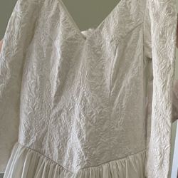 Wedding/ Ball Gown