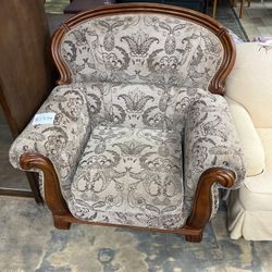 Accent Chair 