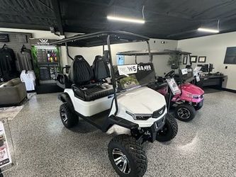 Whisper W5 Golf Cart (CA01)