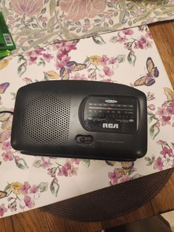 RCA portable AM/FMRadio