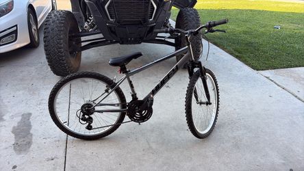 Huffy 6 speeed Mtn bike