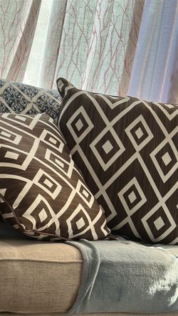 Pillow 4