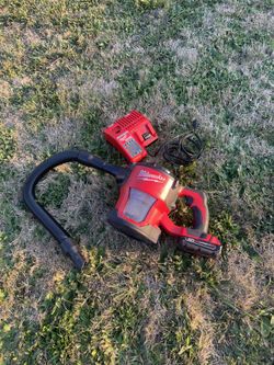 Milwaukee M18 Cordless Compact Vacuum