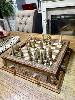 Handcrafted Aztec Calendar Chess Set – Stone Resin Composite, Mexican Folk Art, Vintage-Inspired