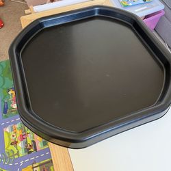Montessori Tuff sensory table