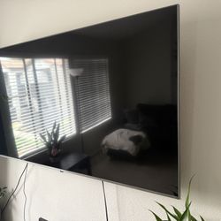 TV LG 65’ + Soporte Pared