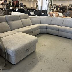 New Power Recliner Sectional With Sleeper 