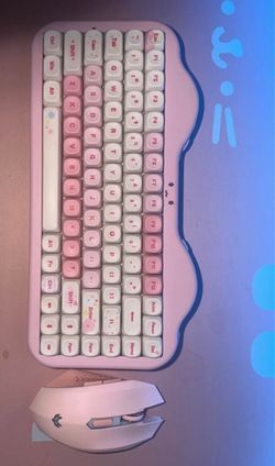 Pink gaming keyboard and mouse set