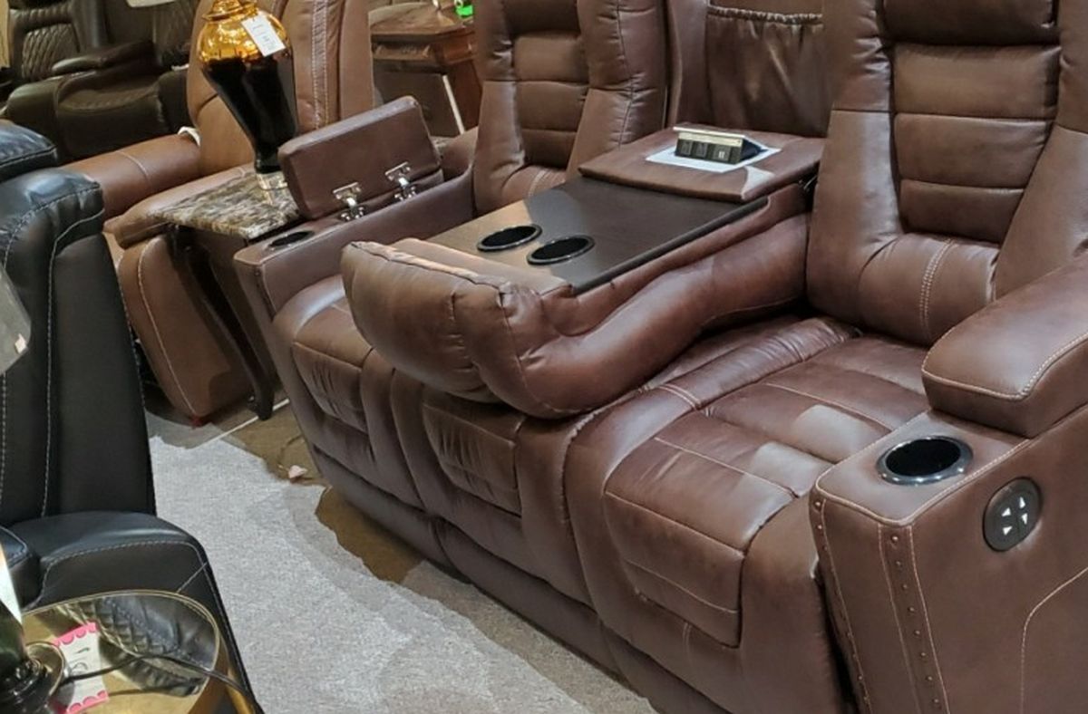 PWR REC Sofa with ADJ Headrest