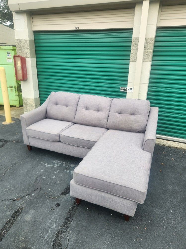 NICE GREY SECTIONAL COUCH!