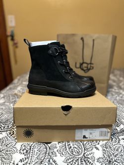 UGG  Duck Boots 
