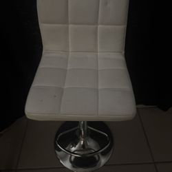 Make Up Chair And Wall Art 