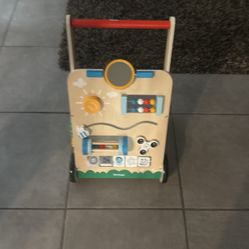 CHILD WALKER