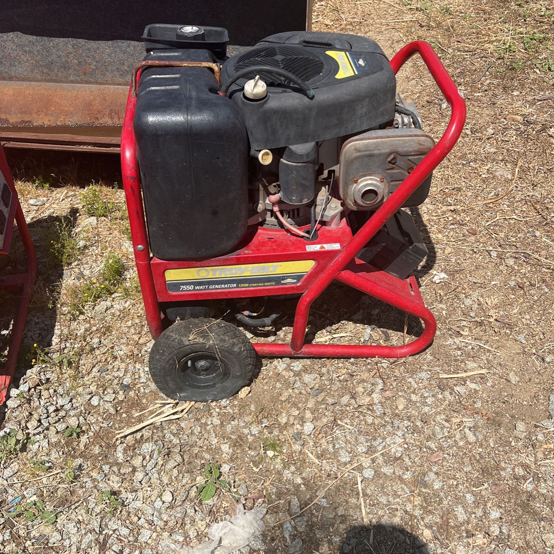 Troy-Bilt 7550 Watt Portable Generator