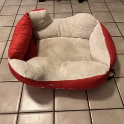 Christmas Dog Bed