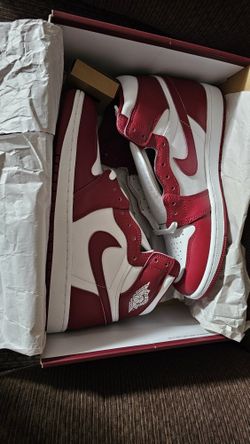 Air Jordan 1 Retro High OG Men's Size 10.5