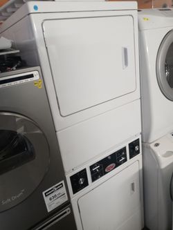 Unimac unitized dryer tower (needs two 220v outlets) - Free delivery