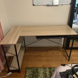 55inch long L shaped desk keyboard tray included. (Pick up only price is firm) the L shape side is changeable 