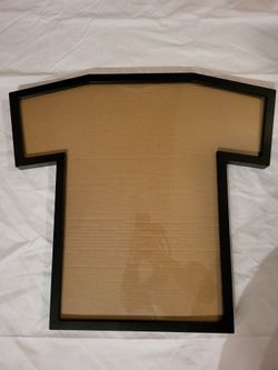 Small Shirt Displayer