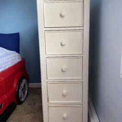 Child Dresser