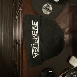 Supreme Black Beanie 