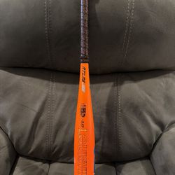 Louisville Slugger Atlas Bat
