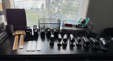 Mixed Office Supplies Lot – Staplers, Tape Dispensers & More