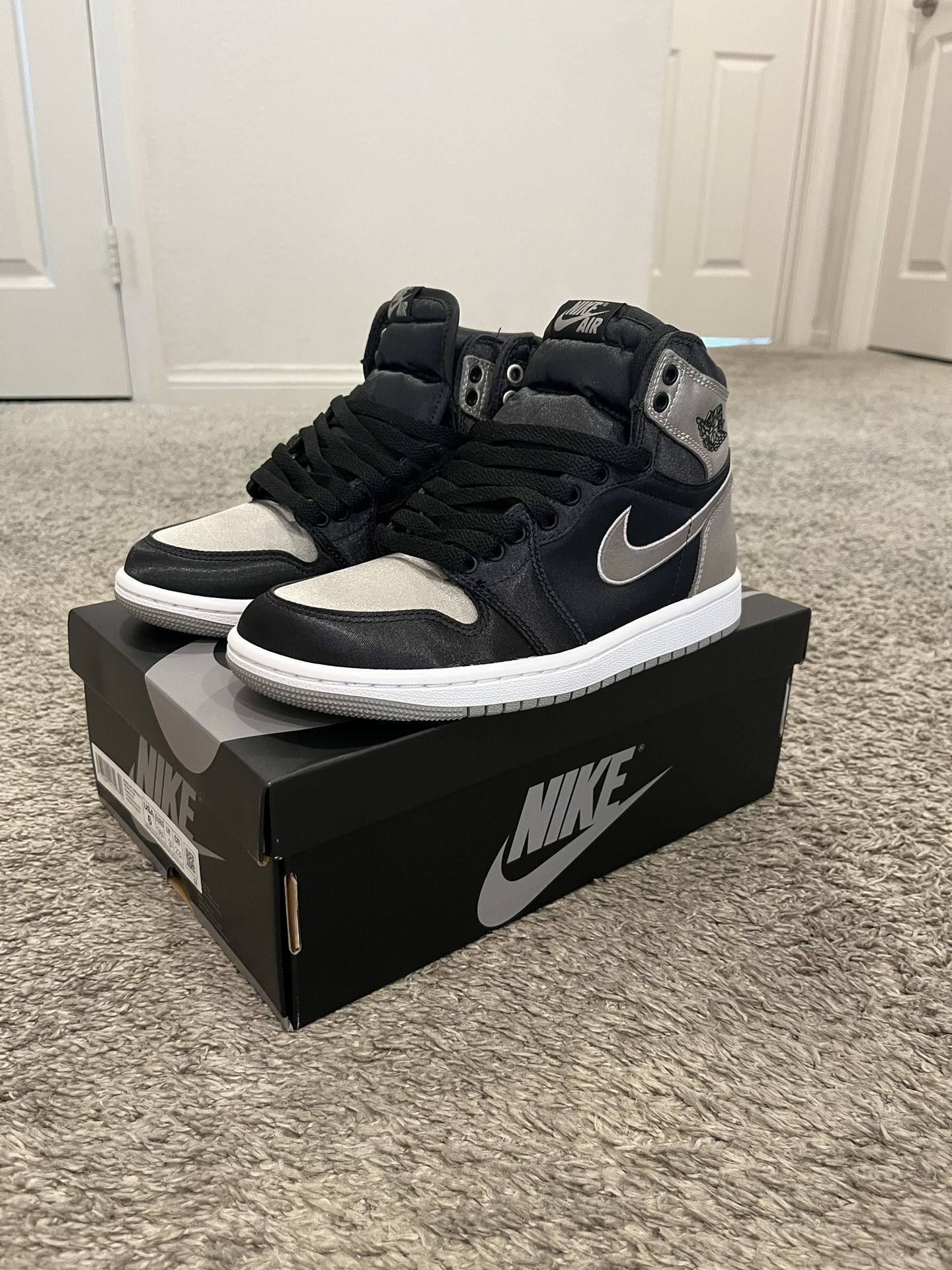 Air Jordan 1 Shadow Satin Women