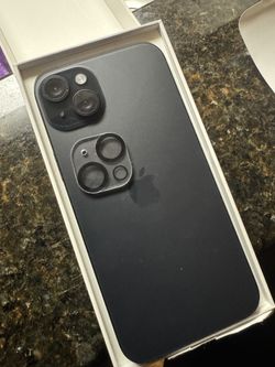 iPhone 15 Plus 128 G UNLOCKED