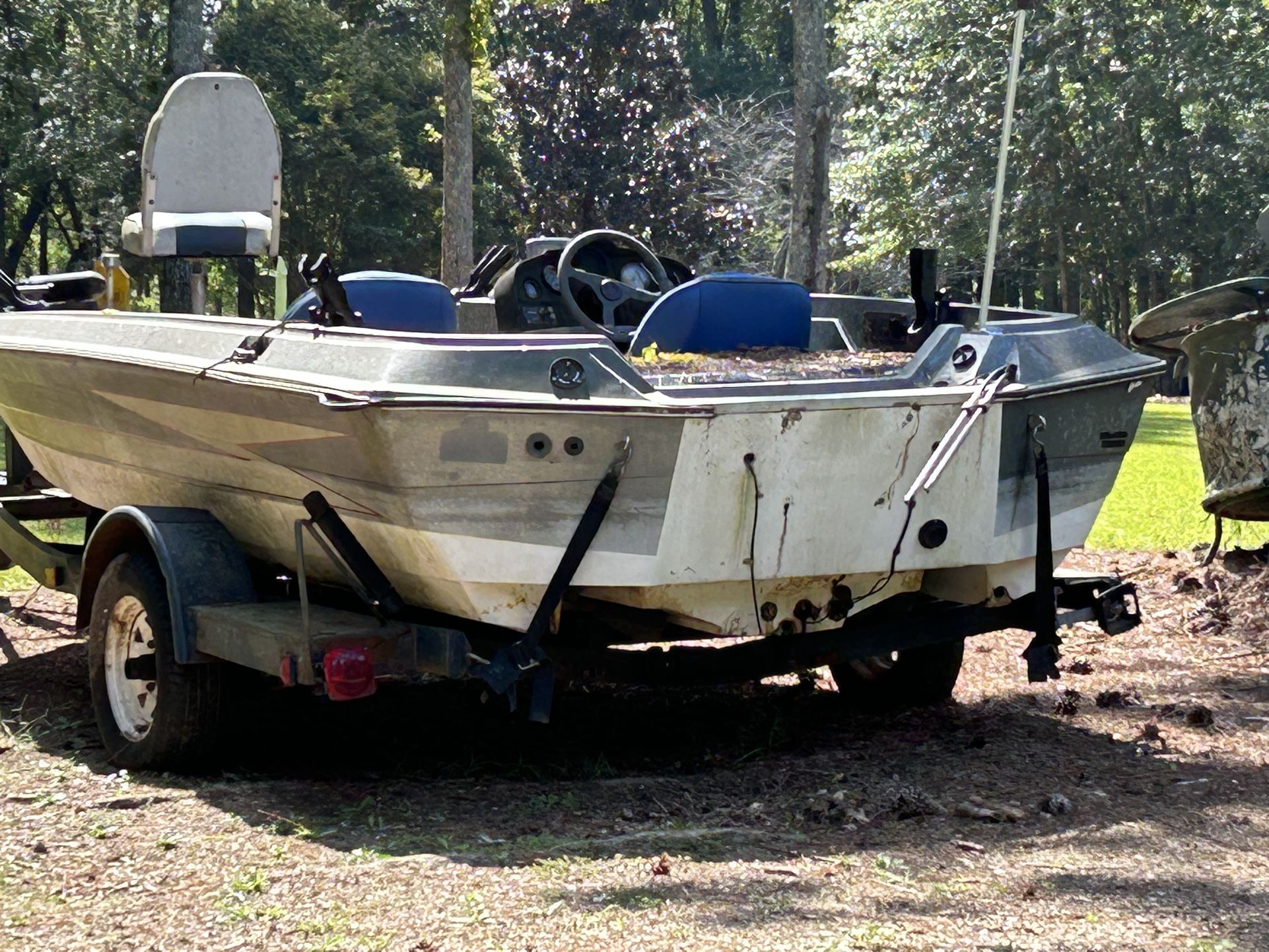 17 Foot Bass Boat