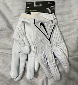 Nike gloves