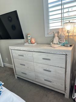 Dresser and Bedframe