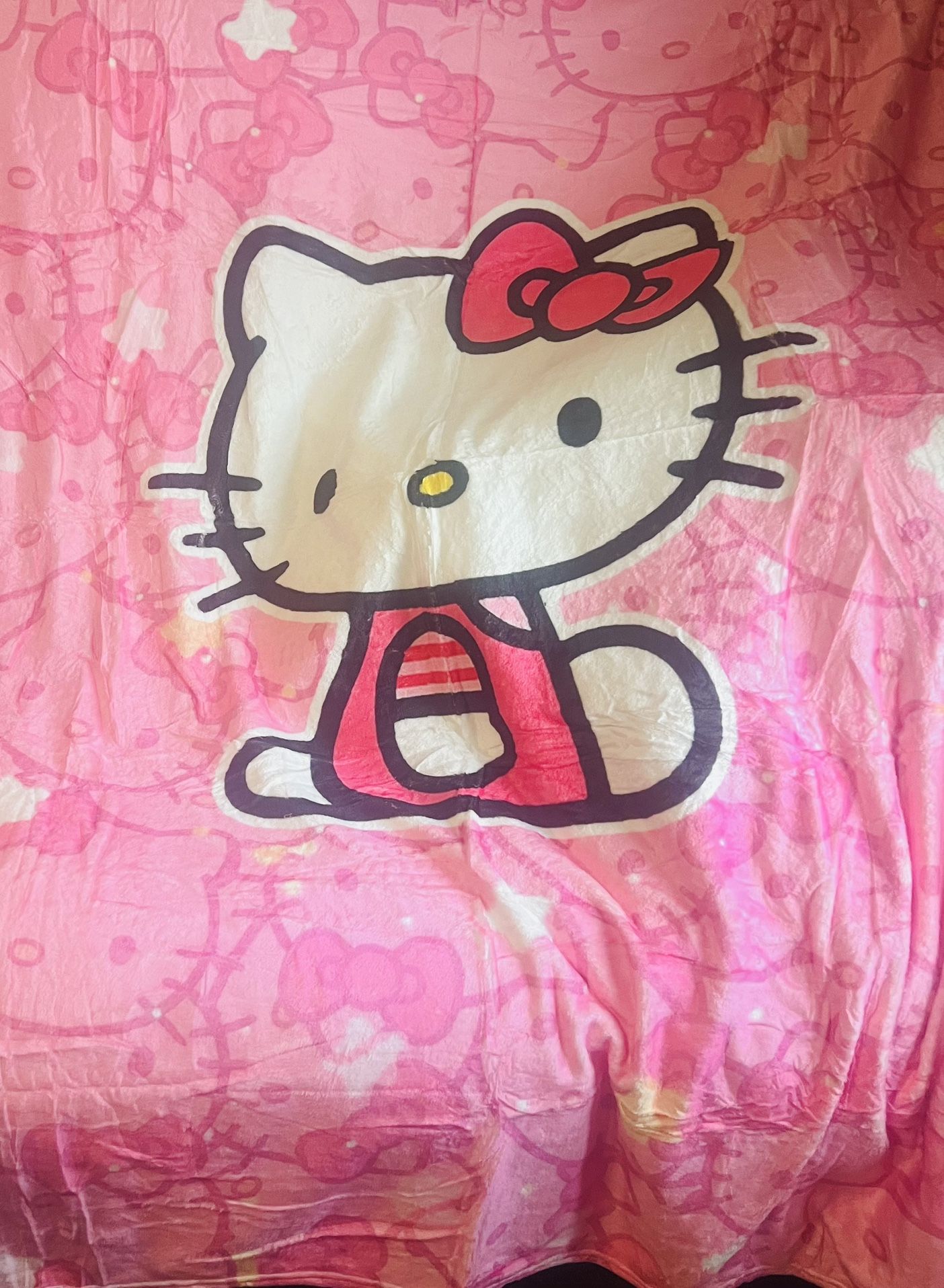 Hello Kitty Blanket