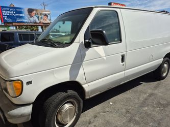 2000 Ford E-250